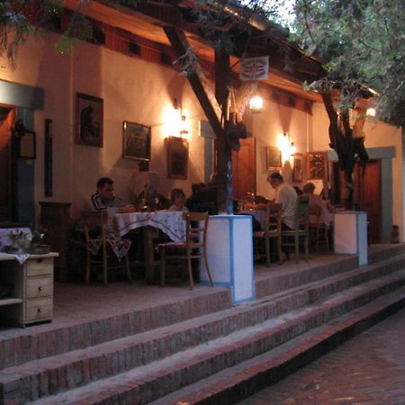 Hotel Salas 137 Cenej Exterior foto